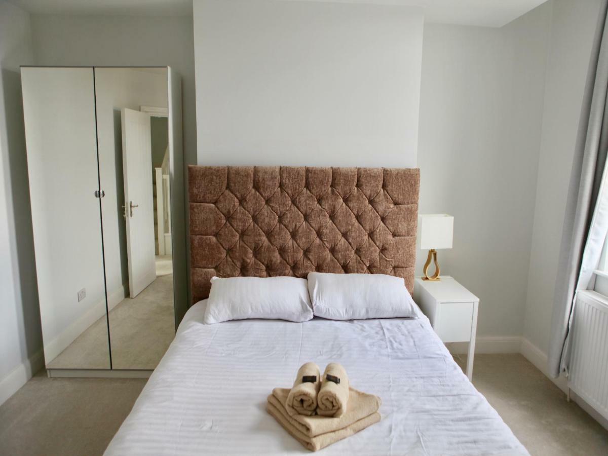 Cosy Room Near Westfield Stratford Лондон Екстериор снимка