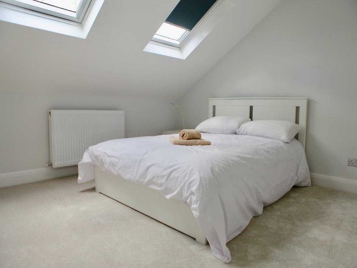 Cosy Room Near Westfield Stratford Лондон Екстериор снимка