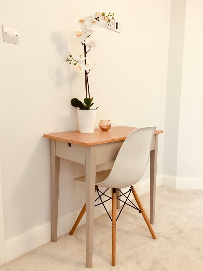 Cosy Room Near Westfield Stratford Лондон Екстериор снимка